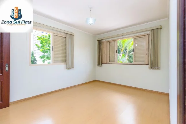 Imagem Casa à Venda No Planalto Paulista Com 4 Dormitórios Sendo 2 Suítes e 6 Vagas