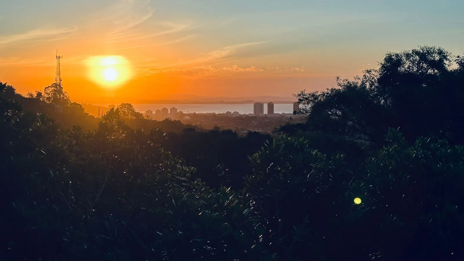 Imagem Casa de 6 quartos com vista panorâmica para o Guaíba