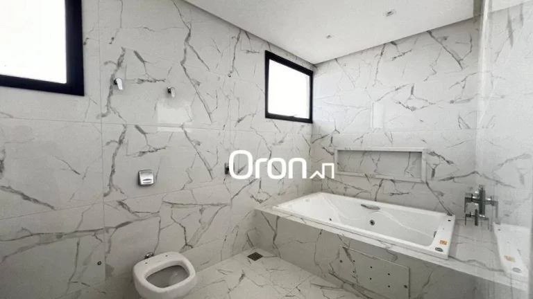Imagem Sobrado à venda, 325 m² por R$ 3.200.000,00 - Portal do Sol Green - Goiânia/GO
