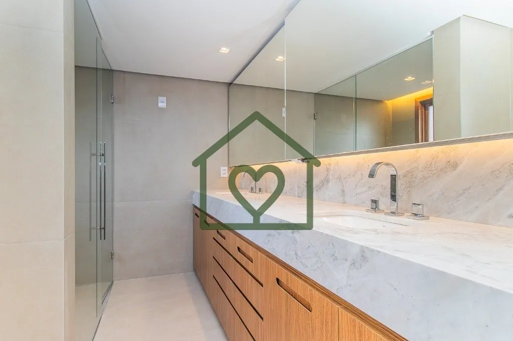 Imagem Apartamento de 3 dormitórios transformado em 2 suítes + closet com possibilidade de reversão - To...