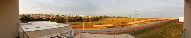 Imagem Sobrado espaçoso disponível