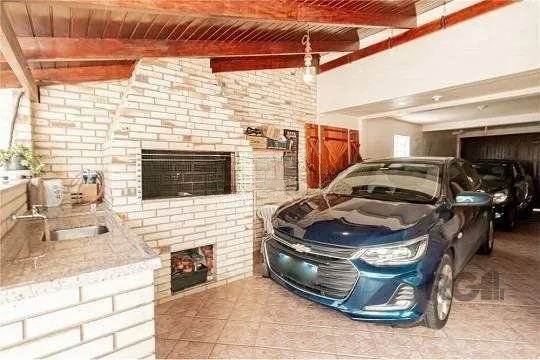 Imagem casa de 260m², bairro Costa e Silva