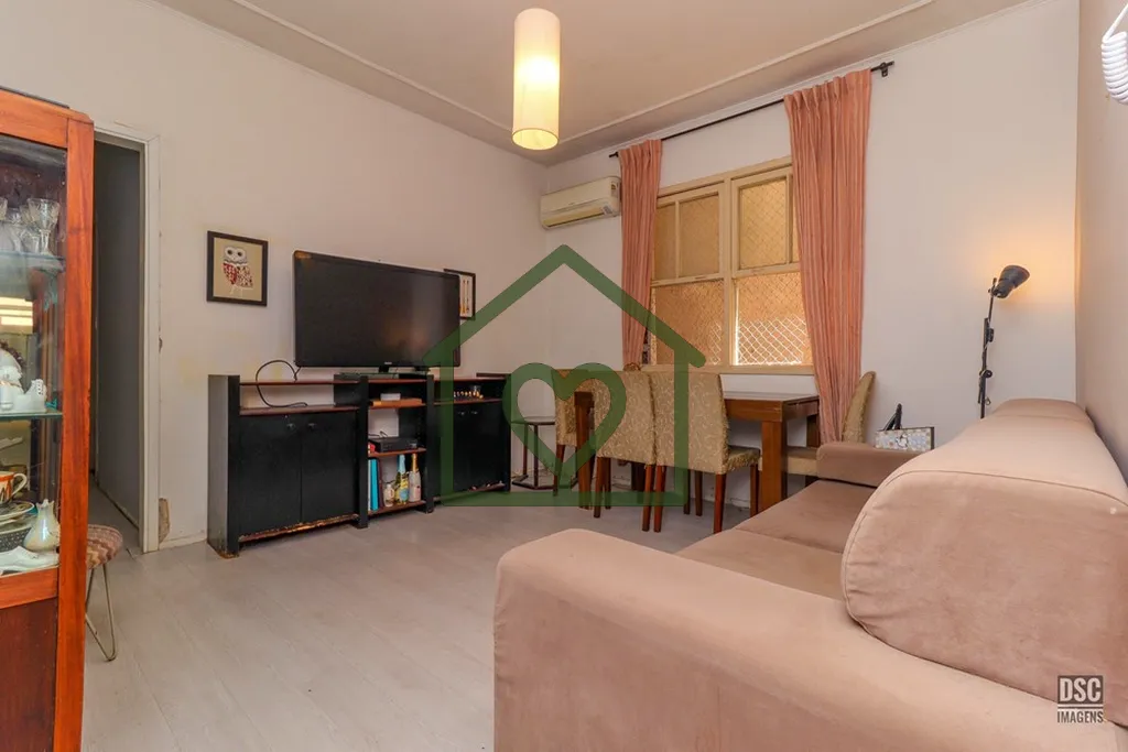 Imagem Localizado na Rua Demétrio Ribeiro, ao lado do Capitólio, este apartamento de 89m² reúne espaço...