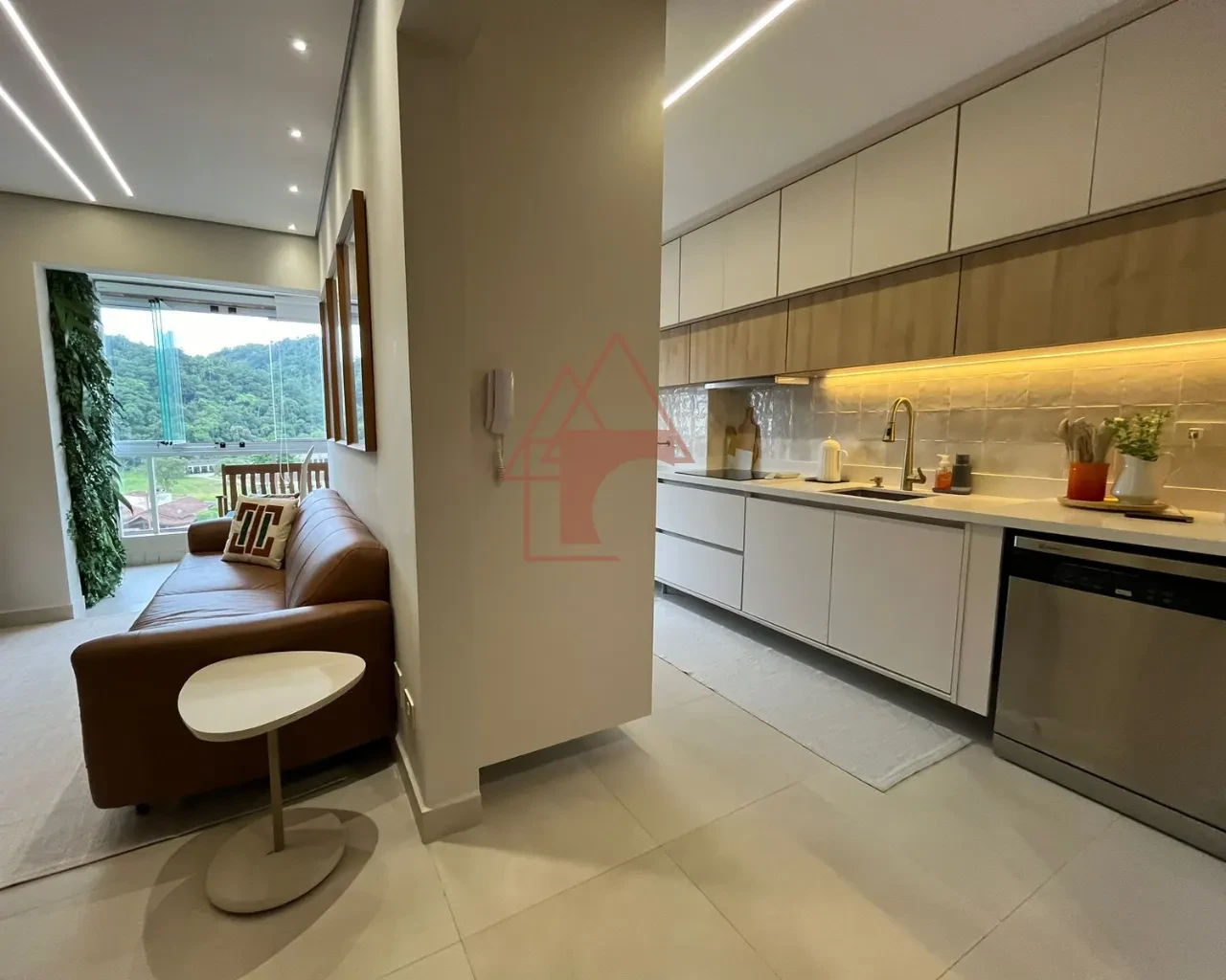 Foto do imóvel: Apartamento com 3 Quartos à Venda, 81 metros em Canto do Forte - Praia Grande