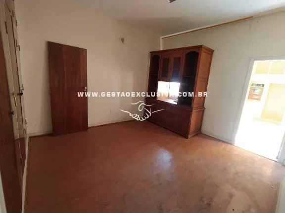 Imagem SOBRADO CENTRO ITATIBA SALÃO COMERCIAL e 4 DORM 464m² ÁREA ÚTIL