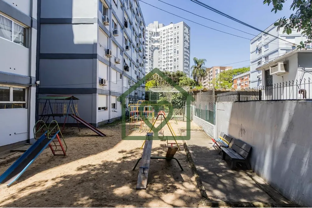 Imagem Descubra seu novo lar neste apartamento reformado na região sul do Brasil, localizado na Rua Albion...