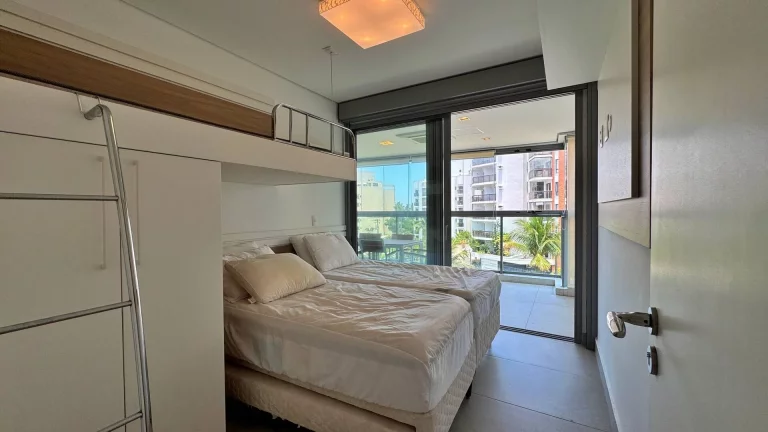 Imagem Apartamento com 2 dormitórios à venda, 87 m por R$ 3.500.000,00 - Riviera