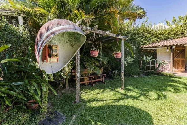 Imagem Casa para venda no bairro Guarujá em Porto Alegre
