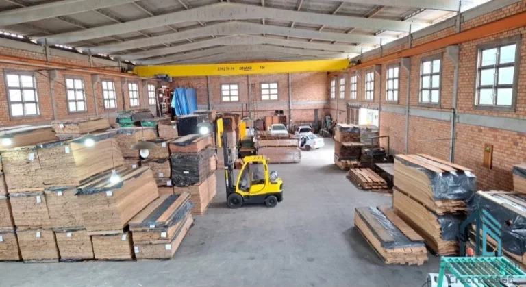 Imagem Barracão com 1.075 m2 const. e 4.939,82m² terreno, pátio 3.500 m2, Cidade Industrial/Cic em Curitiba PR