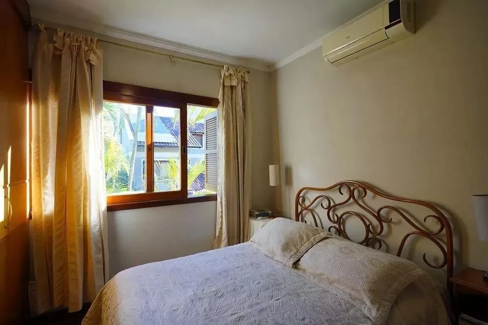 Imagem Casa em Condomínio 3 dorms à venda Rua Doutor Pereira Neto, Tristeza - Porto Alegre