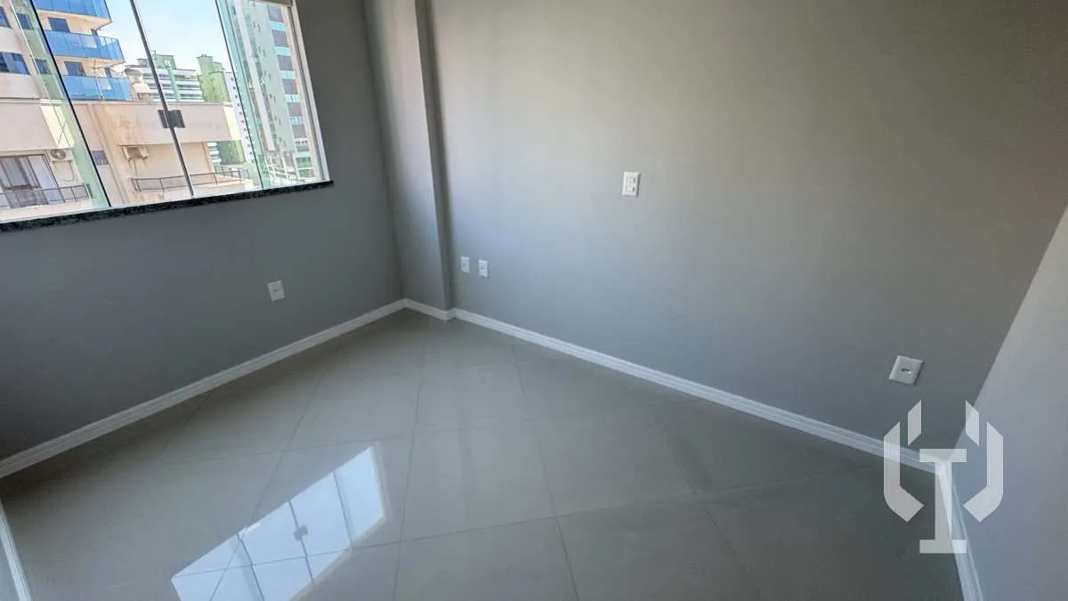 Imagem Apartamento à venda, no ED. LAGO MAGGIORE em Itapema, Meia Praia, com 3 quartos, 121,79m2