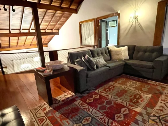 Imagem CASA CONDOMÍNIO ALTO PADRÃO COM 5 DORMITÓRIOS,SENDO 2 SUÍTES, 4 BANHEIROS SOCIAL,SALA 2 AMBIENTES,COZINHA AMERICANA,ÁREA GOURMET