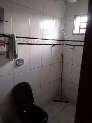 Imagem Casa com 3 Quartos à Venda, 210 m² em Parque Flamboyant - Goiânia