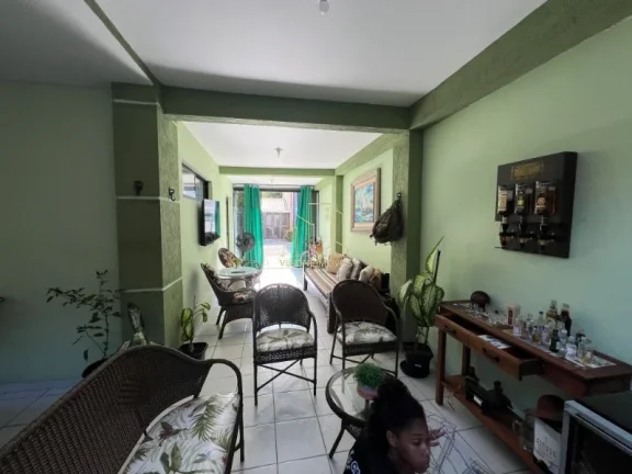 Imagem Casa de 3 quartos em condomínio em Stella Maris, Salvador-BA, com 160m² e 2 vagas de garagem.