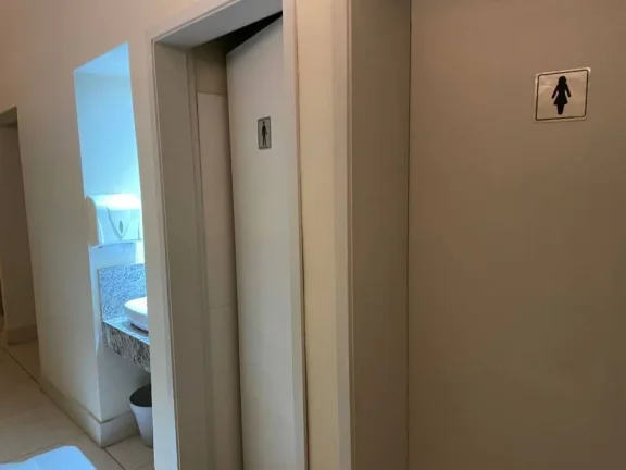 Imagem Vendo Prédio Comercial em Santo André, Campestre