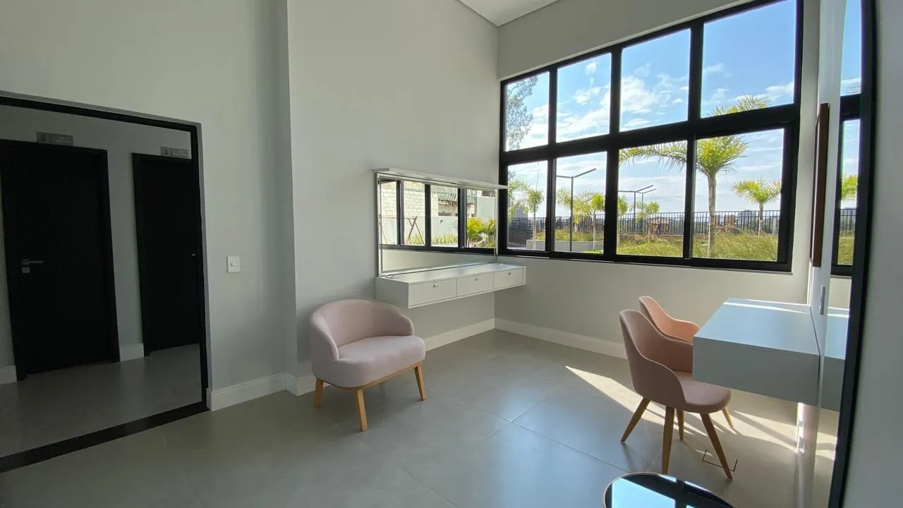 Imagem Luxuoso Apartamento de 3 Suítes no Condomínio JK Boa Vista