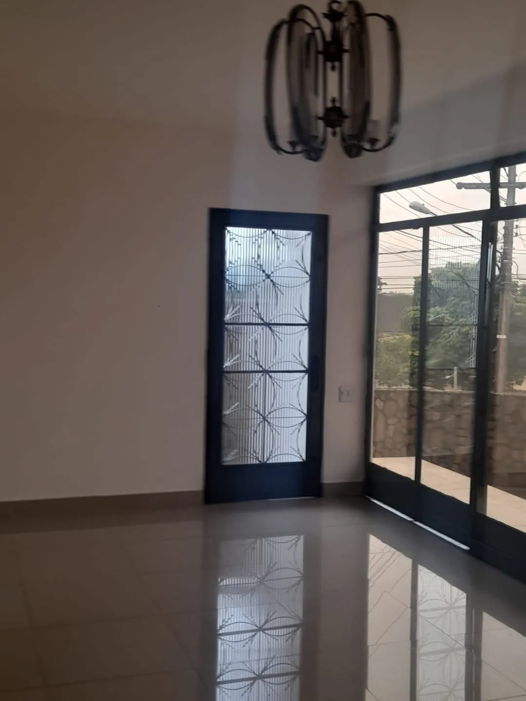 Imagem Casa à venda 3 Quartos, 1 Suite, 2 Vagas, Centro, Pindamonhangaba - SP