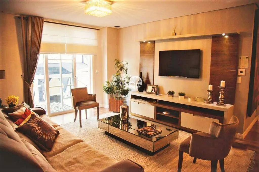 Imagem Cobertura com 3 dormitórios à venda por R$ 1.585.000 - CENTRO - Gramado/RS