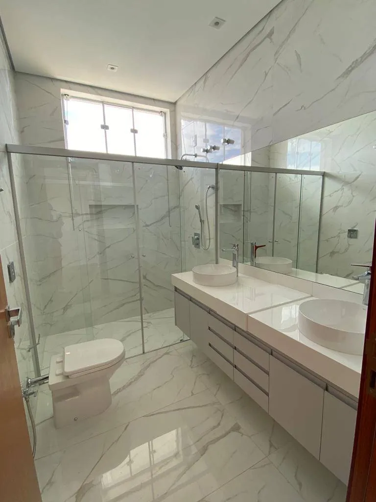 Imagem Casa à venda, Jardim Três Colinas, com 4 quartos, 306m2