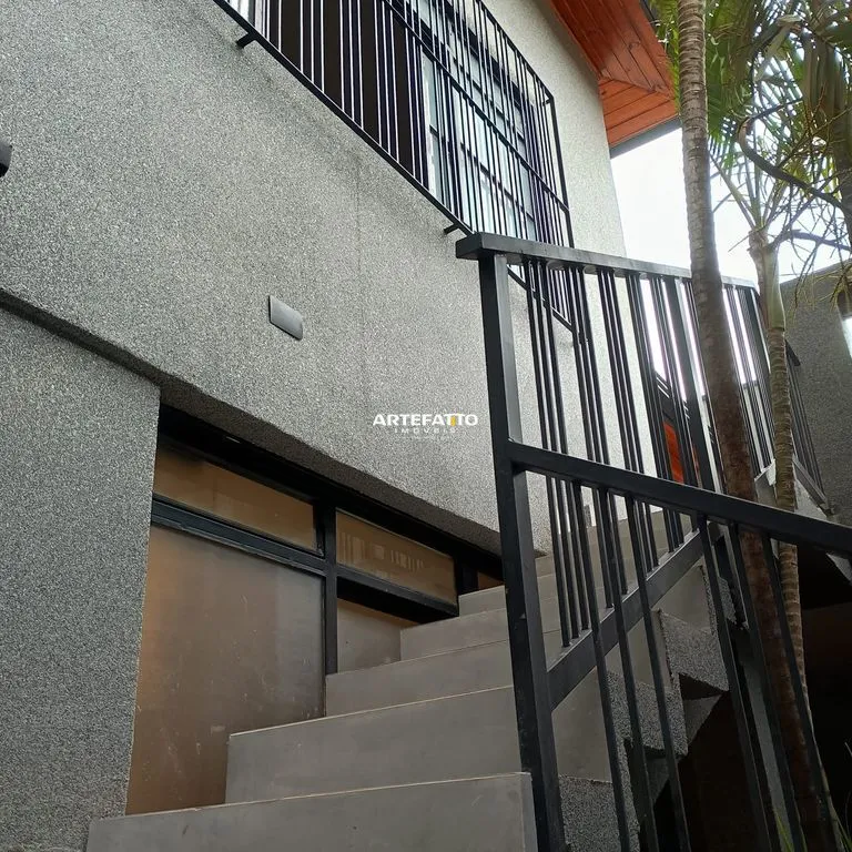 Imagem Casa com 4 dormitórios no bairro São Joaquim