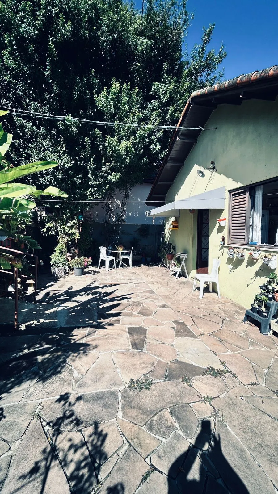 Imagem Casa com 2 dormitórios e edícula nos fundos no Bairro Nonoai