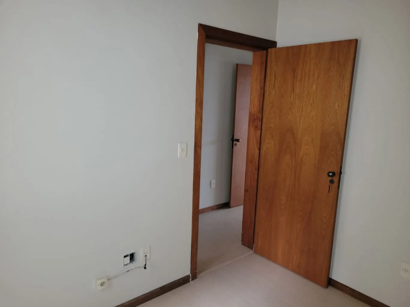 Imagem Apartamento de 3 quartos, suíte e 2 vagas de garagem no bairro Petrópolis em POA