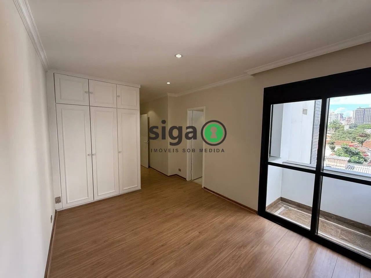 Imagem Penthouse Exclusiva no Brooklin - Locação e Venda - 216m² , 3 suítes e 3 vagas!!