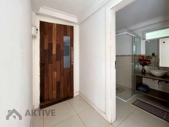 Imagem Casa em Granja Viana - Cotia