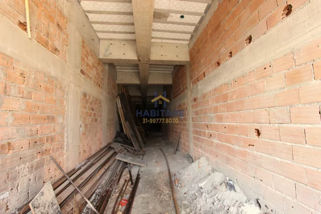 Imagem PRÉDIO RESIDENCIAL PARA 12 APARTAMENTOS E COBERTURA