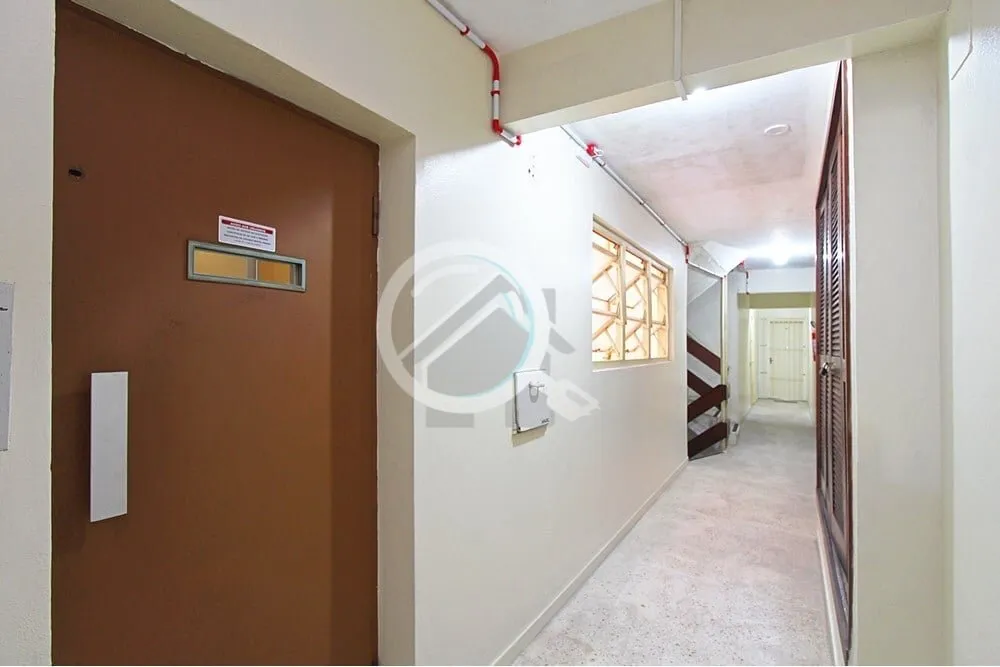 Imagem Apartamento à Venda ? Av. Alberto Bins, nº 624, em Frente ao SESC. Descubra este aconchegante apar...