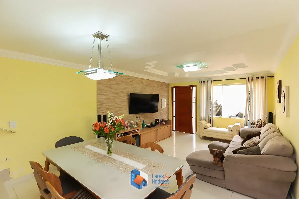Imagem Casa para venda em Parque da Lapa com 2 quartos, 105m²