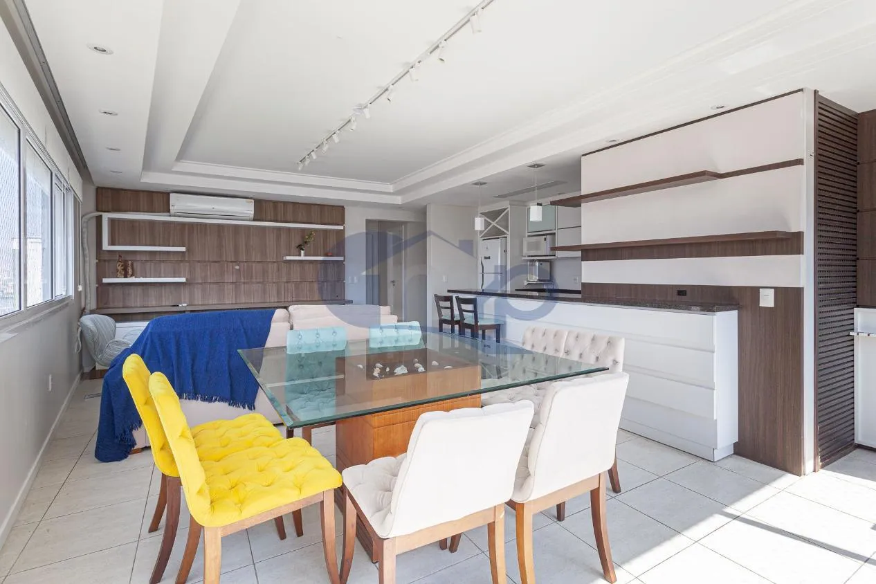 Imagem Apartamento a venda com 2 dormitorios no centro de Torres/RS