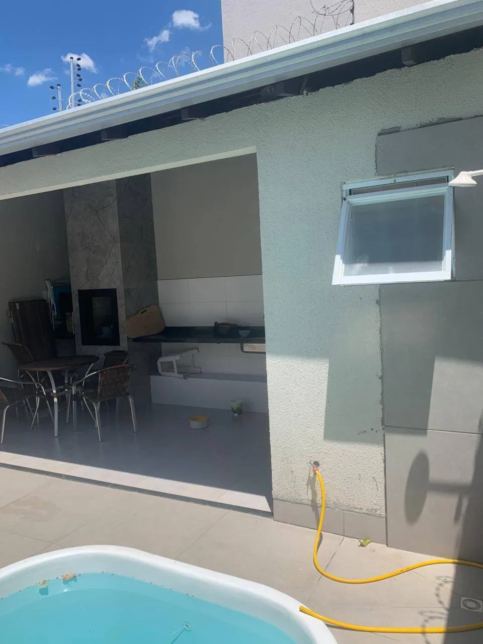 Imagem Casa com 3 quartos Sendo 1 Suite Bairro Santa Cruz