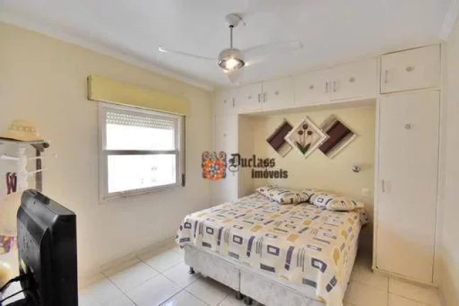 Imagem Apartamento com 3 dormitórios à venda, 120 m² por R$ 750.000,00 - Praia das Pitangueiras - Guarujá/SP