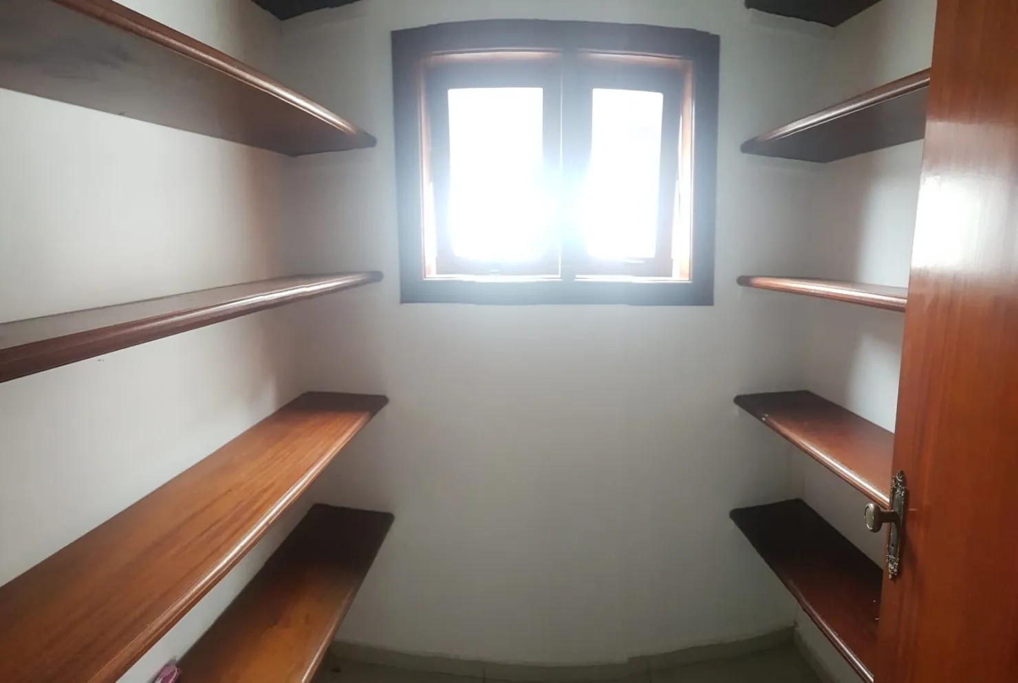 Imagem Casa à venda 3 Quartos, 2 Suites, 4 Vagas, 928M², Socorro, Pindamonhangaba - SP | VILLAGE PAINEIRAS