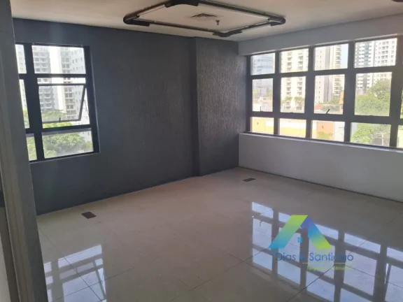 Foto do imóvel Sala Comercial com 50m² recém reformada em localização privilegiada de Moema/Zsul