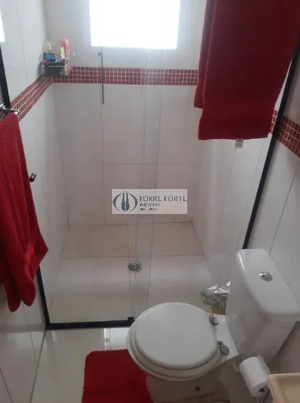 Imagem Linda Casa com 3 Suítes e Piscina no Jardim Imperador 