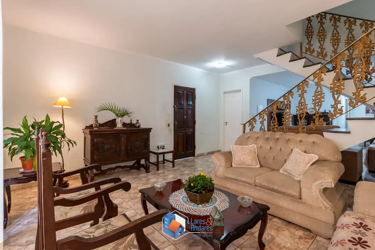 Imagem Casa para venda em Cidade Monções com 3 quartos, sendo 1 suíte, 165m²