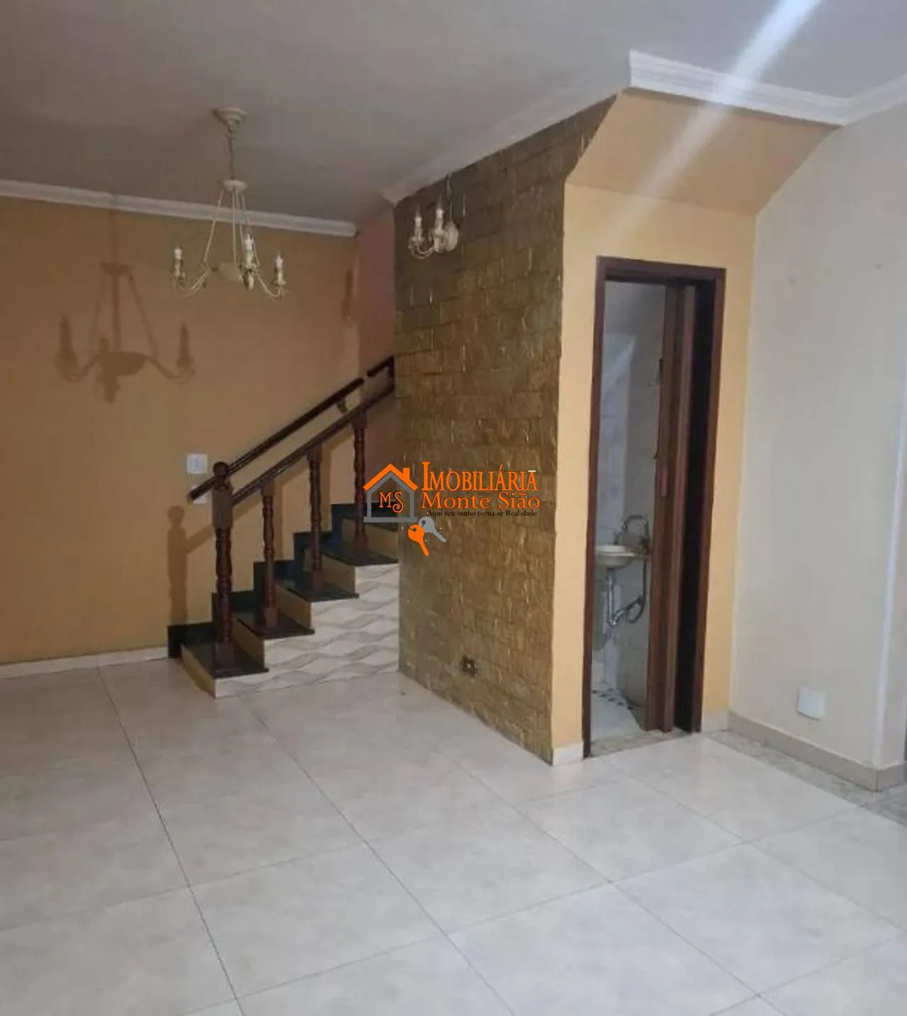 Foto do imóvel Sobrado com 3 dormitórios à venda, 100 m² por R$ 550.000,00 - Jardim Vila Galvão - Guarulhos/SP