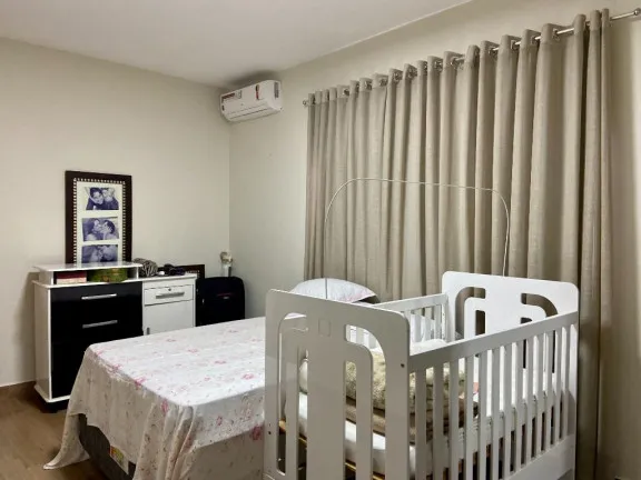 Imagem Casa de Condomínio com 3 Quartos à Venda, 160 m² em Condomínio Parque dos Cisnes - Goiânia