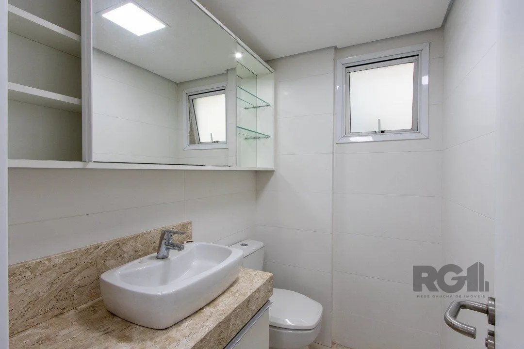 Imagem Apartamento para Venda - 71m², 2 dormitórios, sendo 1 suites, 2 vagas - Camaquã