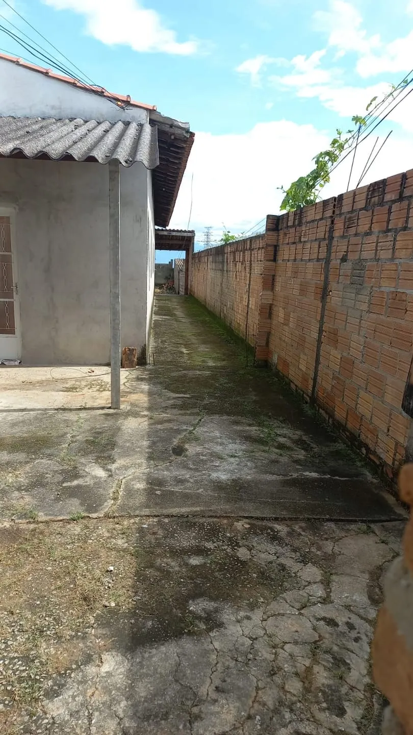 Imagem Casa à venda 2 Quartos, 4 Vagas, 312M², Chácara São Silvestre, Taubaté - SP