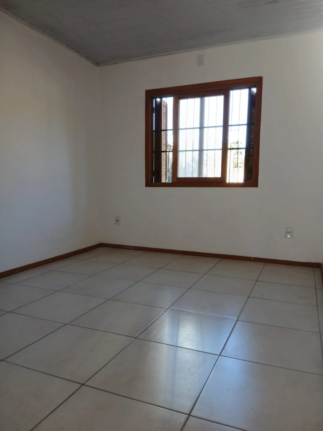 Imagem Casa à Venda no Bairro Krahe em Viamão com 57m