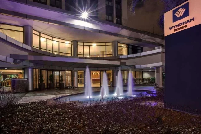 Imagem Flat disponível para venda no Wyndham Berrini, com 29m², 1 dormitório e 1 vaga