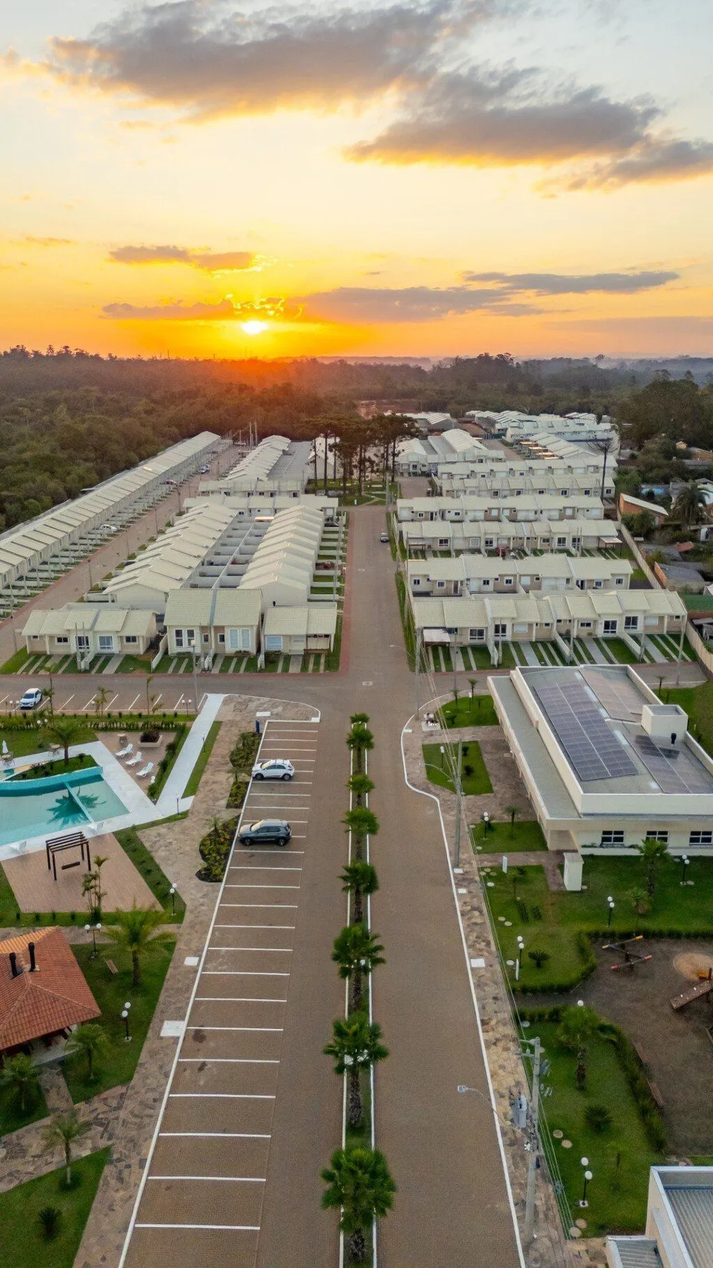 Imagem Casa de Condomínio em Sítio Túnel Verde