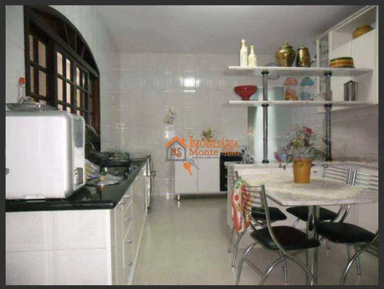 Imagem Sobrado com 3 dormitórios à venda, 250 m² por R$ 550.000,00 - Parque Uirapuru - Guarulhos/SP