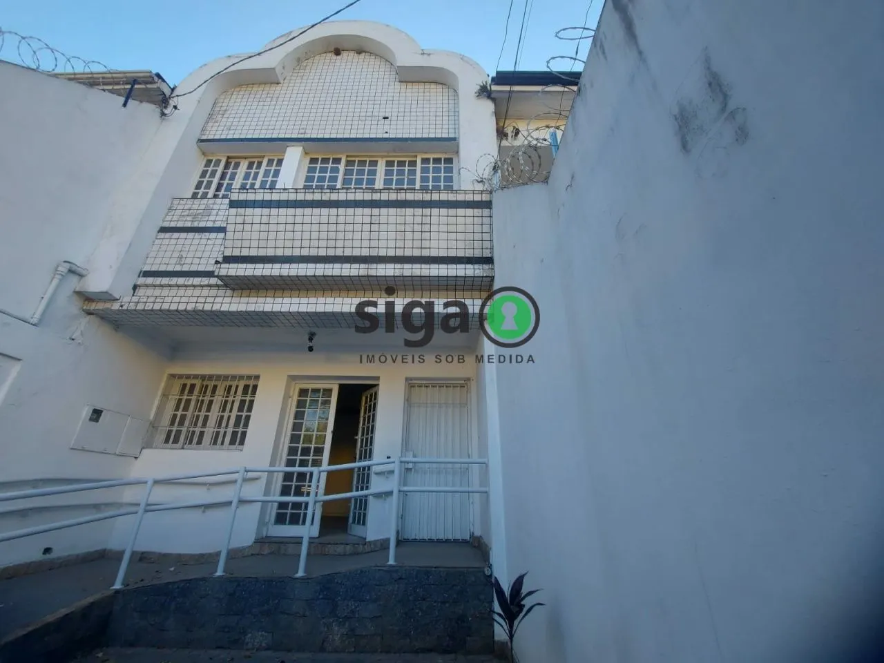 Foto do imóvel Oportunidade! Casa disponível para venda/aluguel na Chácara Santo Antônio