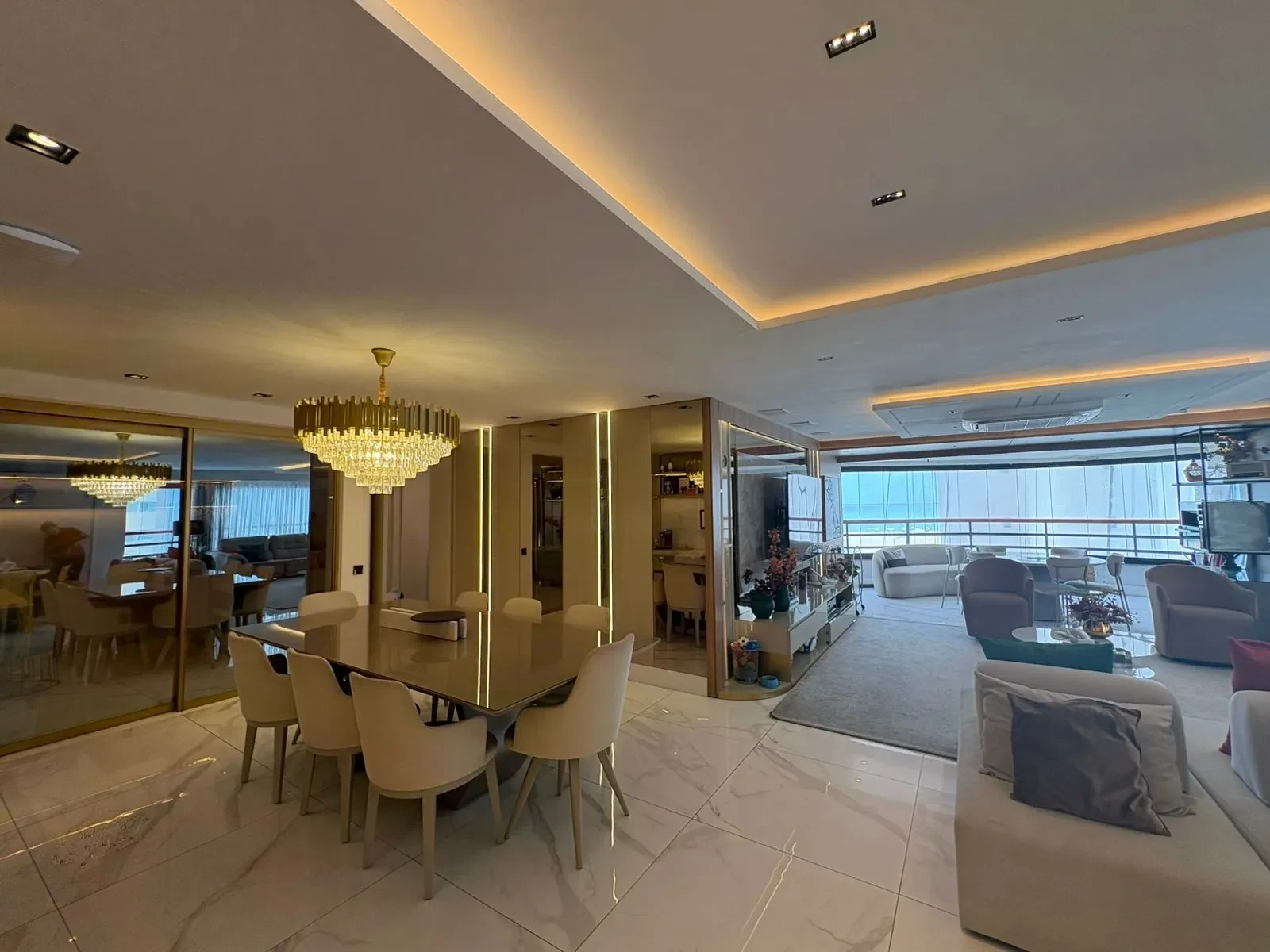 Imagem Apartamento com 3 Quartos à Venda, 225 m² em Meireles - Fortaleza