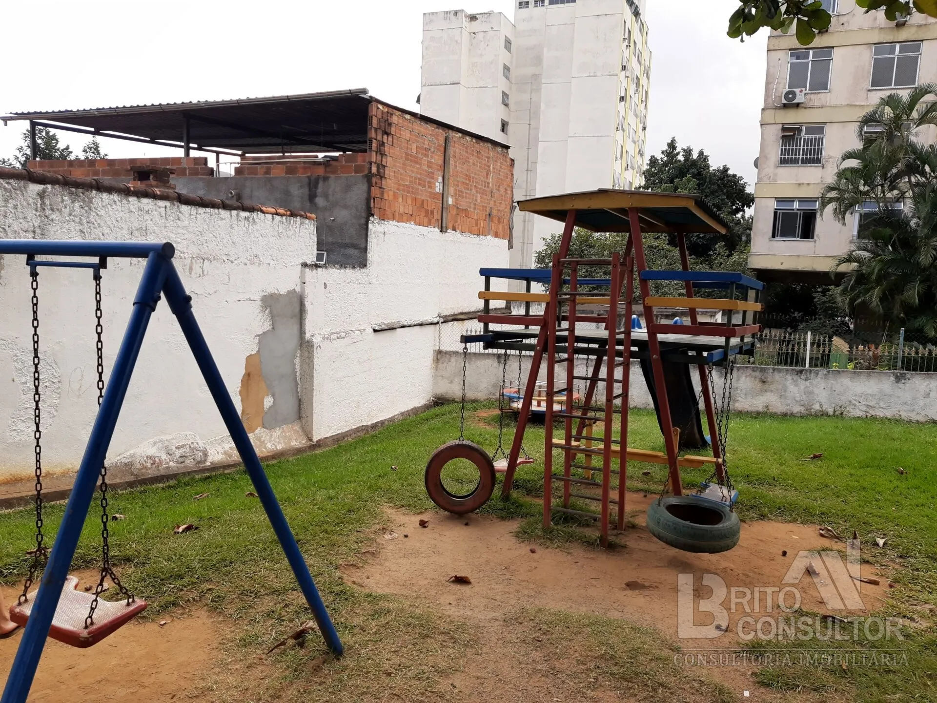 Imagem Apartamento no Condomínio Lopes da Cunha, na Rua Lopes da Cunha, 145 Fonseca