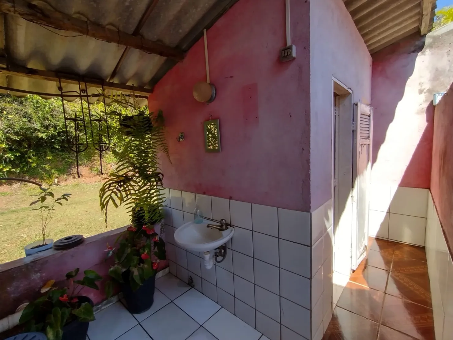 Imagem Chácara à venda 3 Quartos, 5 Vagas, 32900M², Barreiro, Taubaté - SP